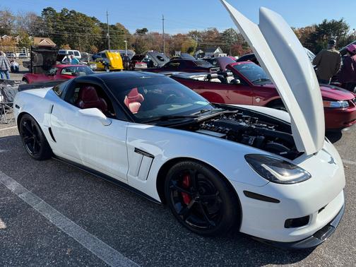White 2013 Chevrolet Corvette Grand Sport
