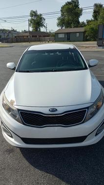 White 2015 Kia Optima LX