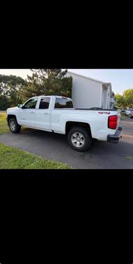 White 2018 Chevrolet Silverado 1500 1LT