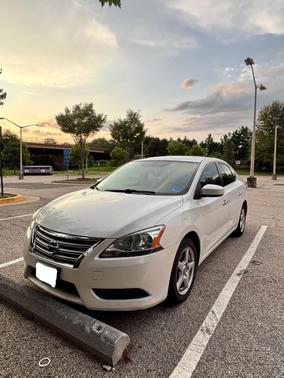 White 2013 Nissan Sentra SV