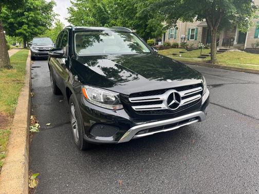 Black 2016 Mercedes-Benz GLC 300 4MATIC