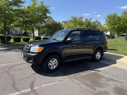 Black 2002 Toyota Sequoia Limited