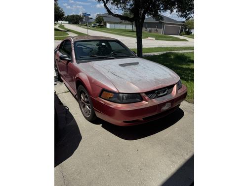 2000 Ford Mustang Base