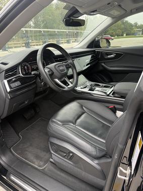 Black 2023 Audi Q8 55 Premium