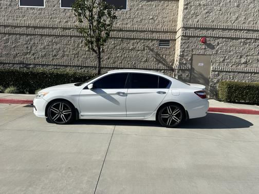 2017 Honda Accord Sport SE