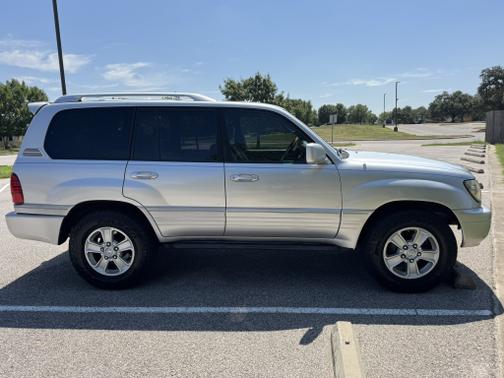 2006 Lexus LX 470 Base