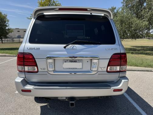 2006 Lexus LX 470 Base