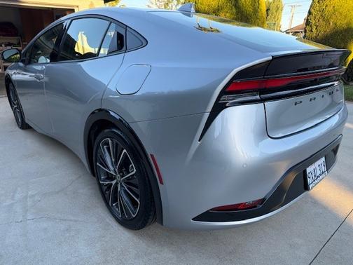 2024 Toyota Prius XLE