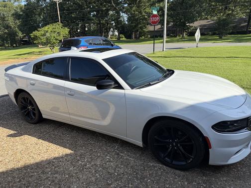 2018 Dodge Charger SXT Plus