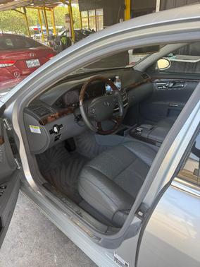 Silver 2007 Mercedes-Benz S-Class S 550
