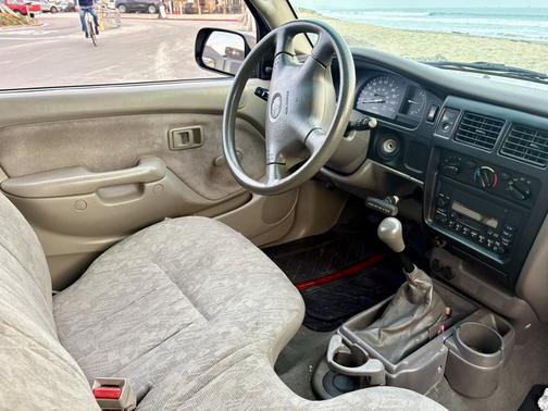 2003 Toyota Tacoma Base