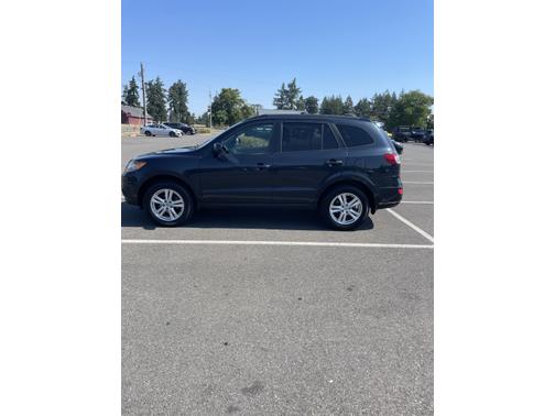 2011 Hyundai SANTA FE SE