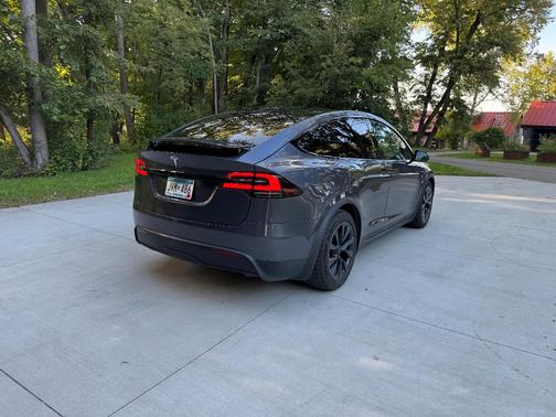 Gray 2022 Tesla Model X Long Range