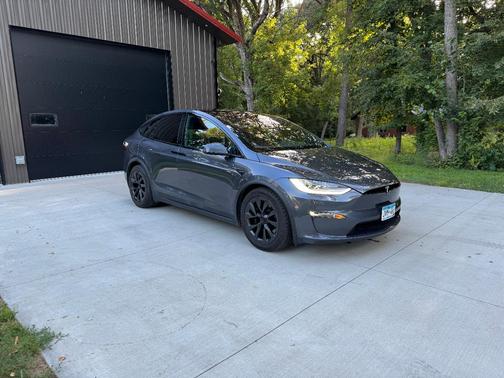 Gray 2022 Tesla Model X Long Range