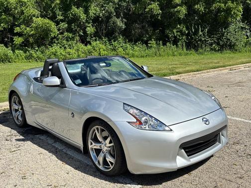 Silver 2010 Nissan 370Z Touring