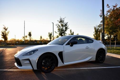 2023 Toyota GR86 Premium