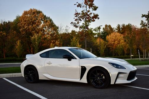 2023 Toyota GR86 Premium