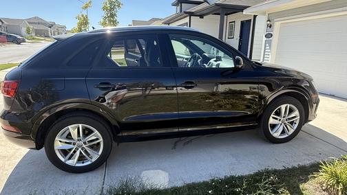 2017 Audi Q3 2.0T Premium