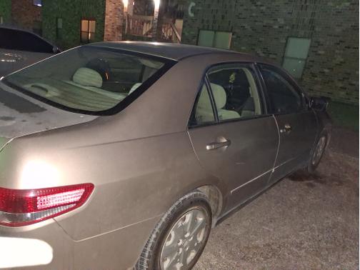 Gold 2004 Honda Accord LX