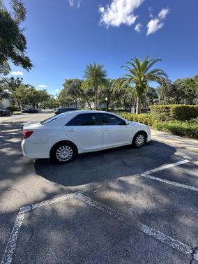 2012 Toyota Camry Hybrid LE