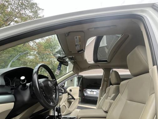 White 2017 Acura RDX Technology Package