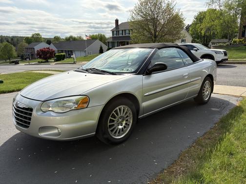 2004 Chrysler Sebring LXi