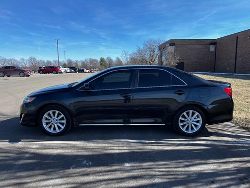 2012 Toyota Camry SE Limited Edition