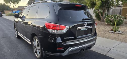 2013 Nissan Pathfinder Platinum