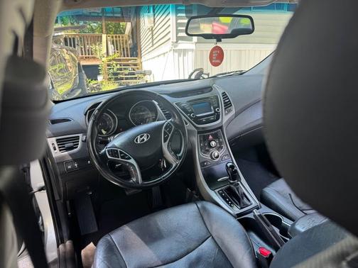 2015 Hyundai ELANTRA Limited