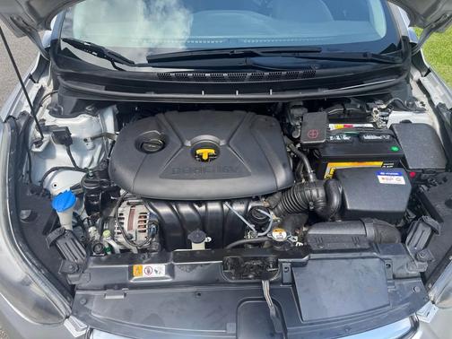 2015 Hyundai ELANTRA Limited