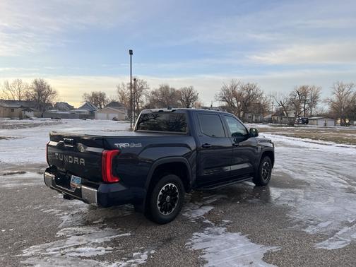 2022 Toyota Tundra SR5