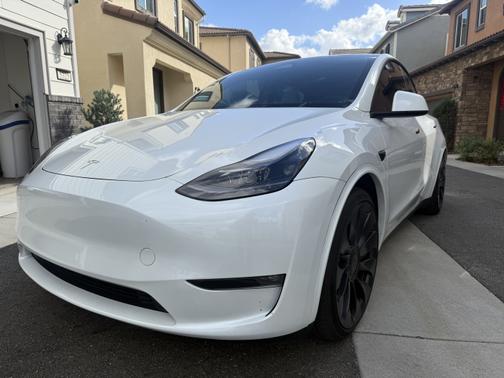 2023 Tesla Model Y Performance