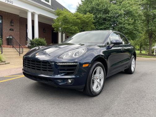 Photo 2 of 18 of 2017 Porsche Macan S
