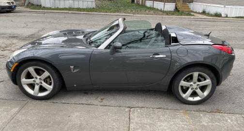 2008 Pontiac Solstice Base