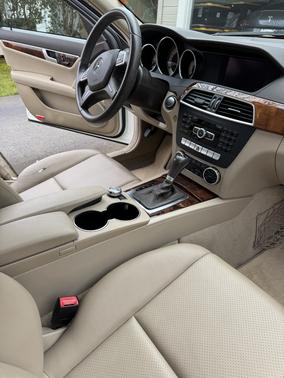 2012 Mercedes-Benz C-Class C 250 Luxury