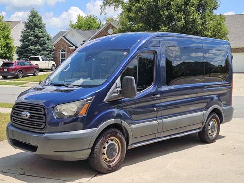2017 Ford Transit-150 XL