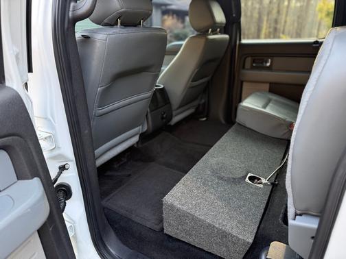 White 2014 Ford F-150 XLT
