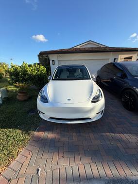 2022 Tesla Model Y Performance