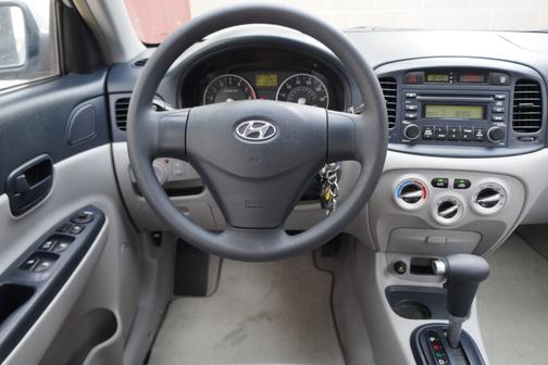 2006 Hyundai Accent GLS