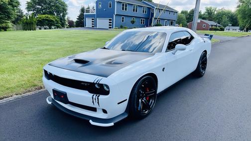White 2016 Dodge Challenger SRT Hellcat