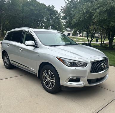 2016 INFINITI QX60 Base