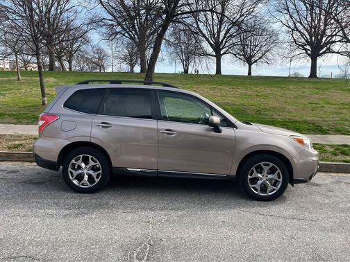 2015 Subaru Forester 2.5i Touring