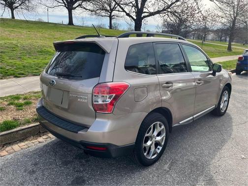 2015 Subaru Forester 2.5i Touring