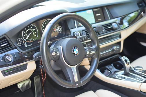 White 2016 BMW 535 i