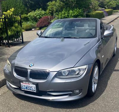 Silver 2011 BMW 328 i