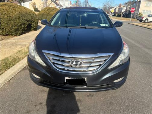 2012 Hyundai SONATA SE