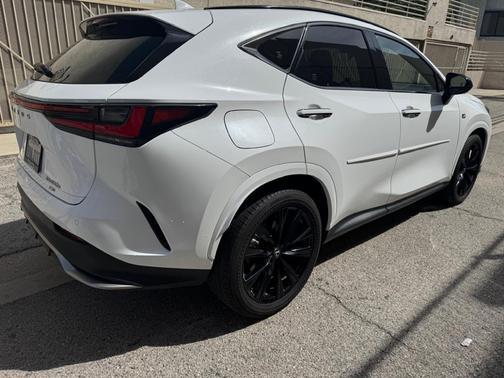 2022 Lexus NX 450h+ F SPORT