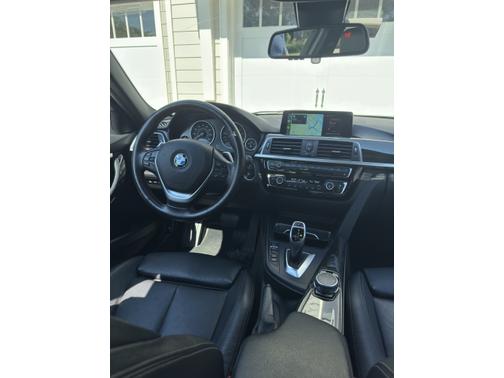 2017 BMW 330 i xDrive