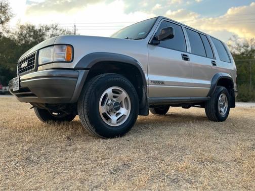 1996 Isuzu Trooper LS