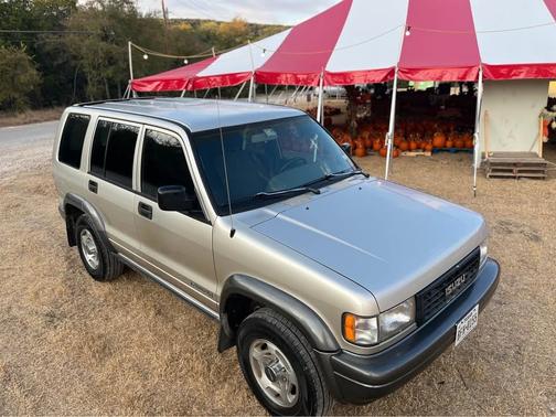 1996 Isuzu Trooper LS